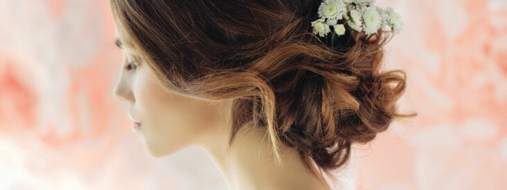 Quelle coiffure de mariage pour cheveux fins ?