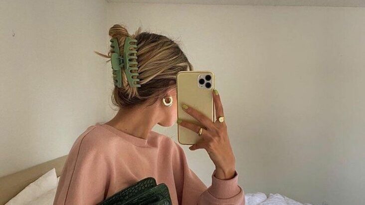Quelle coiffure faire avec une pince ?