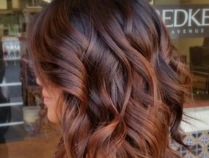 Quelle couleur de balayage pour brune ?