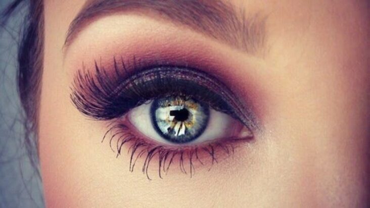 Quelle couleur fait ressortir le vert dans les yeux ?