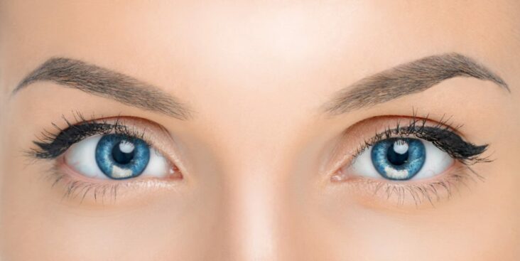Quelle couleur pour faire ressortir les yeux bleus ?