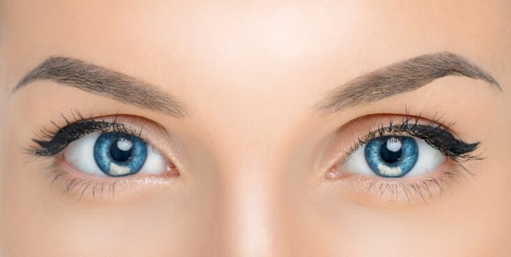 Quelle couleur pour les yeux bleus ?