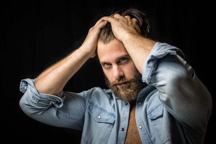 Quelle coupe de cheveux avec une barbe ?