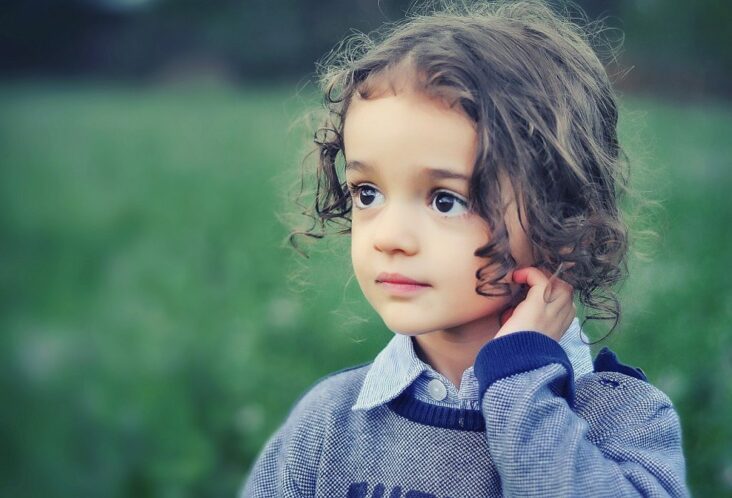 Quelle coupe petite fille cheveux fins ?