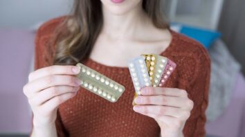 Quelle pilule contraceptive pour chute cheveux ?