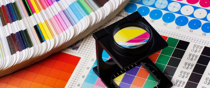 Qu'est-ce qu'une couleur flashy ?