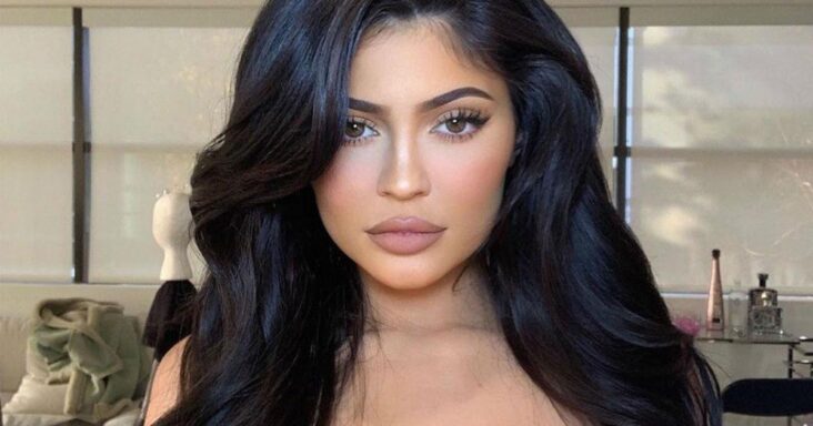 What hair products does Kendall Jenner use?