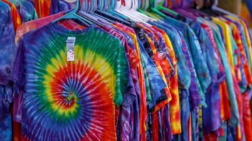 What is tie and dye textile?