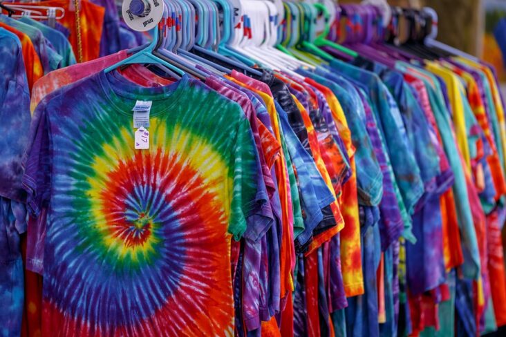 What is tie and dye textile?