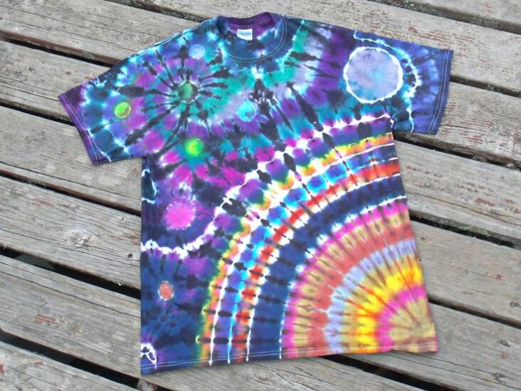 What patterns can you create with tie-dye?