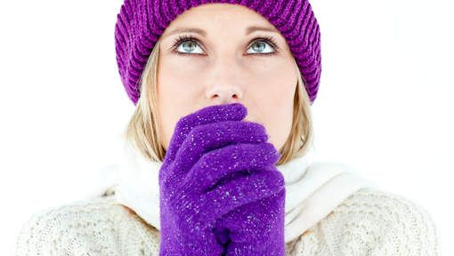 Pourquoi les femmes ont toujours les mains froides ?