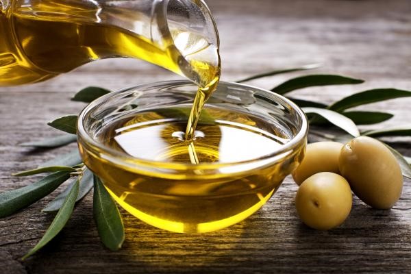 Quels sont les bienfaits de l'huile d'olive le matin à jeun ?